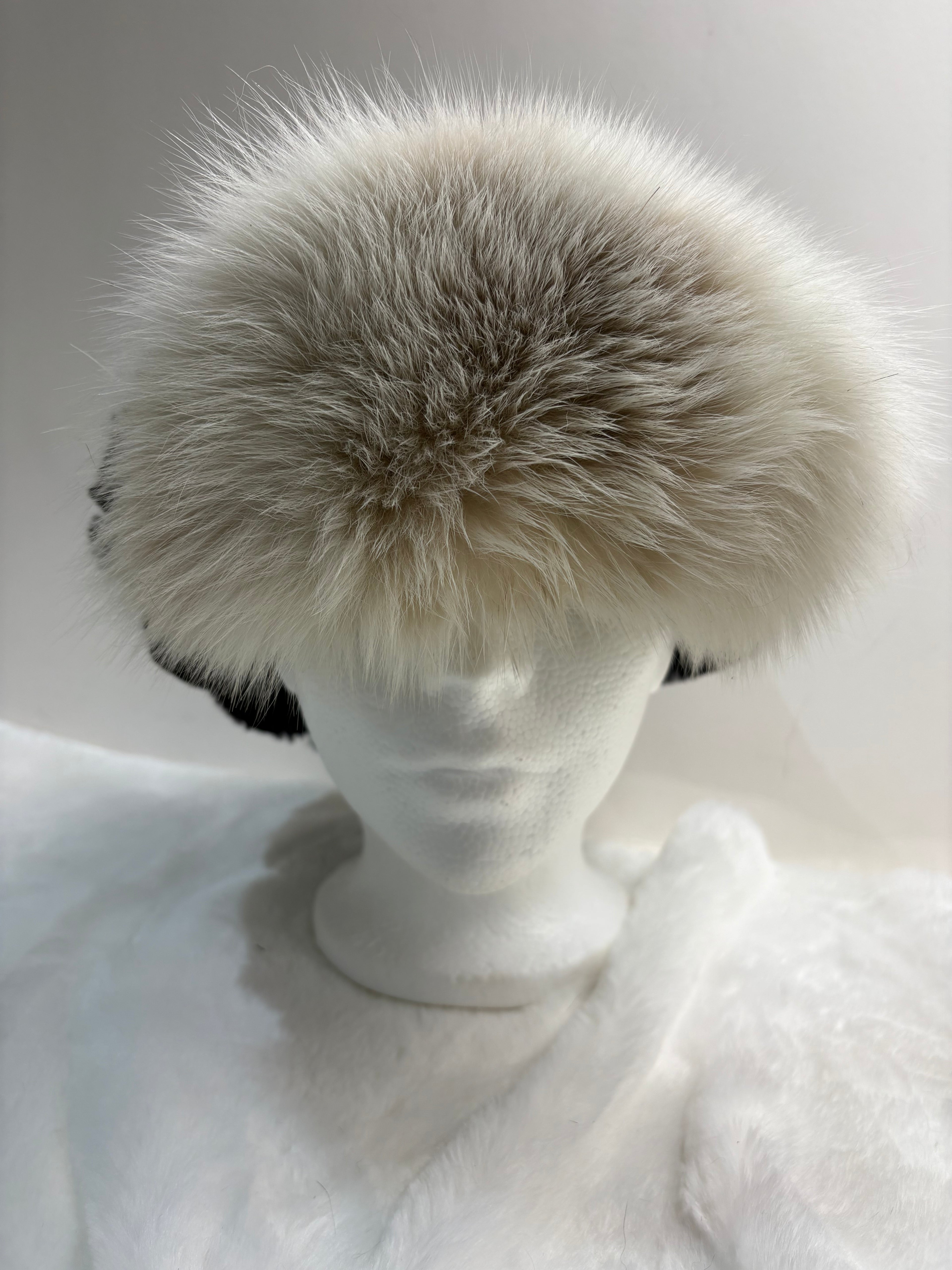 Chapeau de trappeur renard blanc